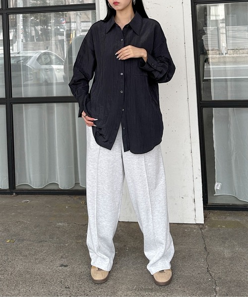 feepur（フェピュール）の「シワマットサテンオーバーシャツ（シャツ/ブラウス・レディース・ブラック/アイボリー・MEDIUM）」の14枚目の写真