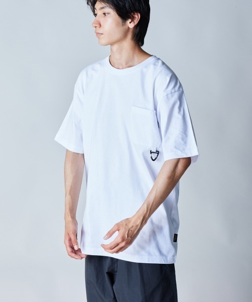 rehacer(レアセル)の「rehacer : CODURA Fablic Pocket CS(Tシャツ/カットソー・メンズ・ブラック/ホワイト・X-LARGE/LARGE/MEDIUM/SMALL)」の3枚目の写真
