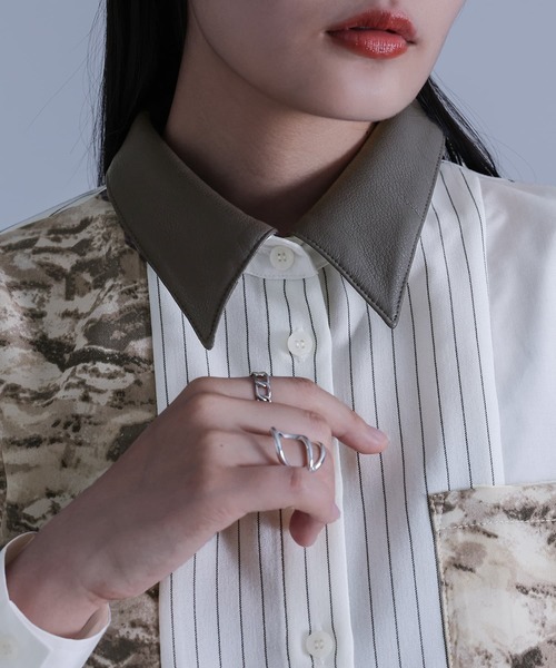 kOhAKU(コハク)の「異素材切替シャツ(シャツ/ブラウス・レディース・オフホワイト/グレー・1/2)」の21枚目の写真