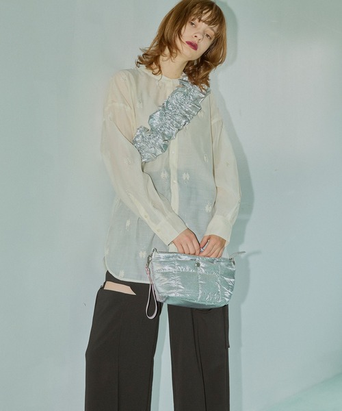 ELLEgirl（エルガール）の「フリルショルダーキルトバッグ（ショルダーバッグ・レディース・シルバー/ブラック/アイボリー・FREE）」の11枚目の写真