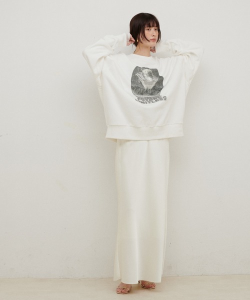 LARUTA(ラルータ)の「【LARUTA】サテンナロースカート(スカート・レディース・ベージュ/ネイビー/アイボリー・SMALL/LARGE/MEDIUM)」の15枚目の写真