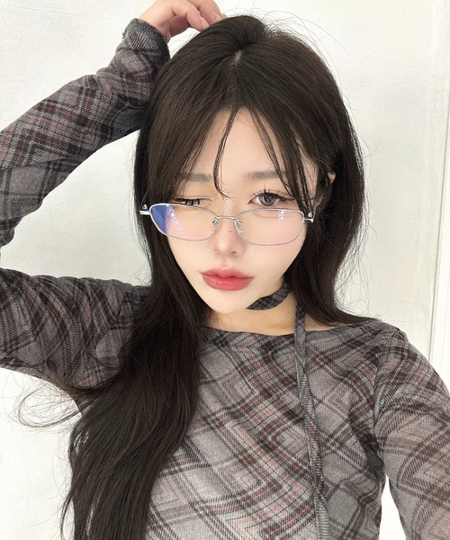 SPINNS(スピンズ)の「メタルフレームソフトスクエア型伊達メガネ/ユニセックス/韓国・ギークシック(メガネ・メンズ・ブラック/シルバー/ゴールド・ONESIZE)」の17枚目の写真