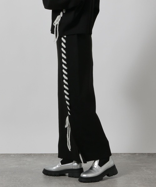 LAKOLE(ラコレ)の「ハンドステッチニットスカート / 143185(スカート・レディース・チャコール/モカ/ブラック/アイボリー/ライトグレー/ブラウン・FREE)」の19枚目の写真