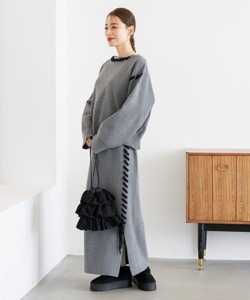 LAKOLE(ラコレ)の「ハンドステッチニットスカート / 143185(スカート・レディース・チャコール/モカ/ブラック/アイボリー/ライトグレー/ブラウン・FREE)」の8枚目の写真