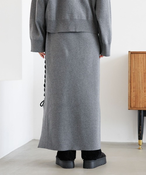 LAKOLE(ラコレ)の「ハンドステッチニットスカート / 143185(スカート・レディース・チャコール/モカ/ブラック/アイボリー/ライトグレー/ブラウン・FREE)」の15枚目の写真