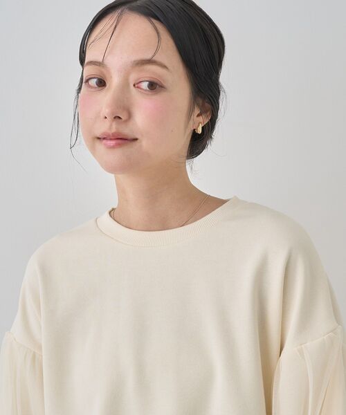 earth music&ecology(アースミュージックアンドエコロジー)の「チュールスリーブスウェット(スウェット・レディース・ブルー/ブラック/アイボリー/ピンク・FREE)」の16枚目の写真