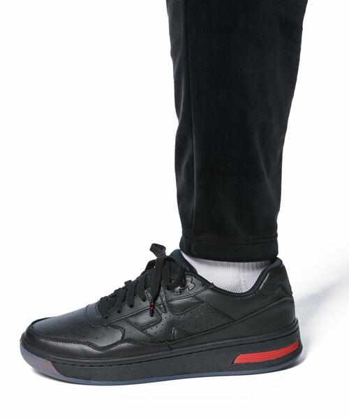 UNDER ARMOUR(アンダーアーマー)の「UAベロア パンツ(ライフスタイル/メンズ)(その他パンツ・メンズ・ブラック・2XL/L/XL/M/S)」の4枚目の写真