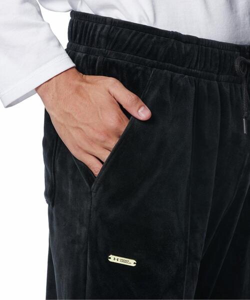 UNDER ARMOUR(アンダーアーマー)の「UAベロア パンツ(ライフスタイル/メンズ)(その他パンツ・メンズ・ブラック・2XL/L/XL/M/S)」の5枚目の写真