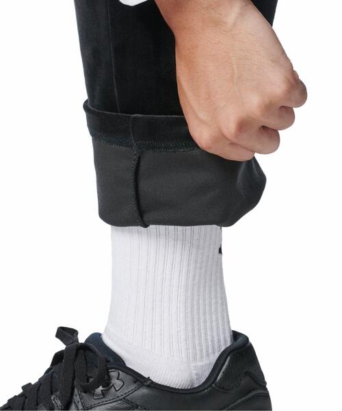 UNDER ARMOUR(アンダーアーマー)の「UAベロア パンツ(ライフスタイル/メンズ)(その他パンツ・メンズ・ブラック・2XL/L/XL/M/S)」の6枚目の写真