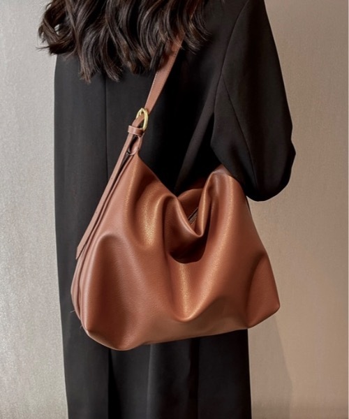 Burner(バーナー)の「【OKUOKU 0909】4色展開/A4対応大容量ショルダーバッグ oku-bag-734395257637-30 Yy【RBTS】(ショルダーバッグ・レディース・ブラック/ダークブラウン/ベージュ/ブラウン・FREE)」の3枚目の写真