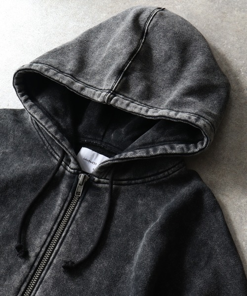 LANDNESS(ランドネス)の「【LANDNESS/ランドネス】ヘビーウェイト裏起毛 ダブルニーリベットデザイン オーバージップアップパーカー(パーカー・メンズ・ホワイト/ブラック/ブラック系その他/ブルー・S/M/L)」の6枚目の写真