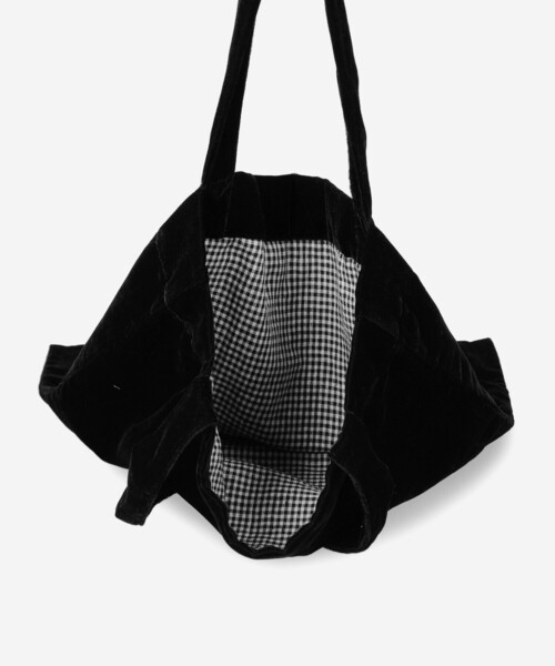 Bshop（ビショップ）の「JUPE BY JACKIE | 〈別注〉シルクベルベット トートバッグ Seoul/Kobe（トートバッグ・レディース・ブラック・ONE）」の5枚目の写真