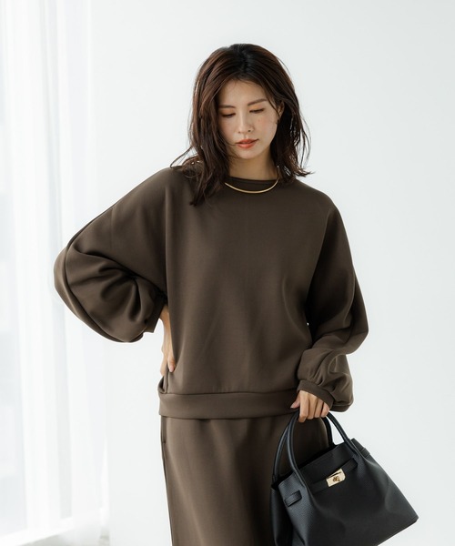 Elura（エルーラ）の「大人リュクスボートネックプルオーバー/133672（スウェット・レディース・ブラック/ブラウン系その他2/ブラック系その他/ベージュ/ダークブラウン・LARGE/MEDIUM）」の18枚目の写真