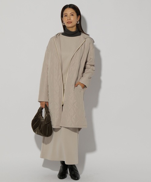 Elura（エルーラ）の「大人リュクスボートネックプルオーバー/133672（スウェット・レディース・ブラック/ブラウン系その他2/ブラック系その他/ベージュ/ダークブラウン・LARGE/MEDIUM）」の22枚目の写真