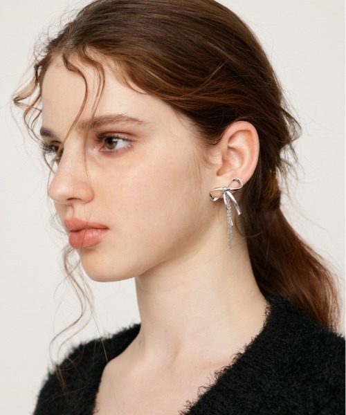 SLY（スライ）の「RIBBON P/EARRING リボン ピアス イヤリング（ピアス（両耳用）・レディース・ゴールド/シルバー・FREE）」の6枚目の写真