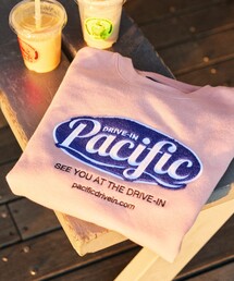 FREAK'S STORE | 限定展開 Pacific DRIVE-IN×FREAK'S STORE/パシフィックドライブイン 別注 ビッグシルエット オーバルロゴ クルーネックスウェット(スウェット)