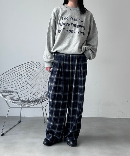 UNDERSTATEMENTs（アンダーステイトメント）の「【ユニセックス】ロゴプリントステッチ配色スウェット（スウェット・メンズ・ネイビー/グレー・MEDIUM/LARGE）」の12枚目の写真