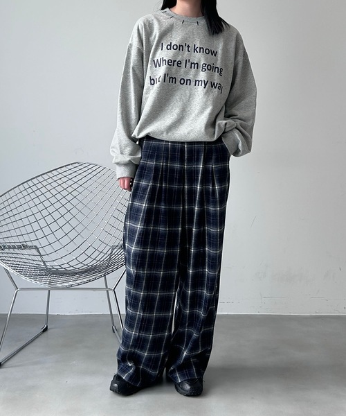 UNDERSTATEMENTs（アンダーステイトメント）の「【ユニセックス】ロゴプリントステッチ配色スウェット（スウェット・メンズ・ネイビー/グレー・MEDIUM/LARGE）」の13枚目の写真