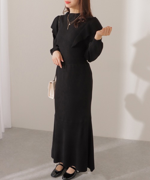 Lace Ladies(レースレディース)の「2点セット バックリボン フリル リブ ニット トップス スカート セットアップ(セットアップ・レディース・ベージュ/グレー/ブラック・FREE/S)」の4枚目の写真