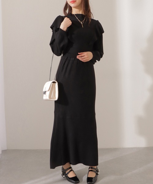 Lace Ladies(レースレディース)の「2点セット バックリボン フリル リブ ニット トップス スカート セットアップ(セットアップ・レディース・ベージュ/グレー/ブラック・FREE/S)」の5枚目の写真