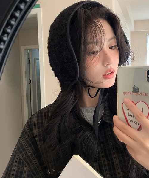 shopnikoniko（ショップニコニコ）の「耳当て ボア イヤーマフ もこもこ 紐付き 耳あて イヤマフ（イヤーマフ・レディース・ブラウン/ホワイト/ブラック・フリー）」の22枚目の写真