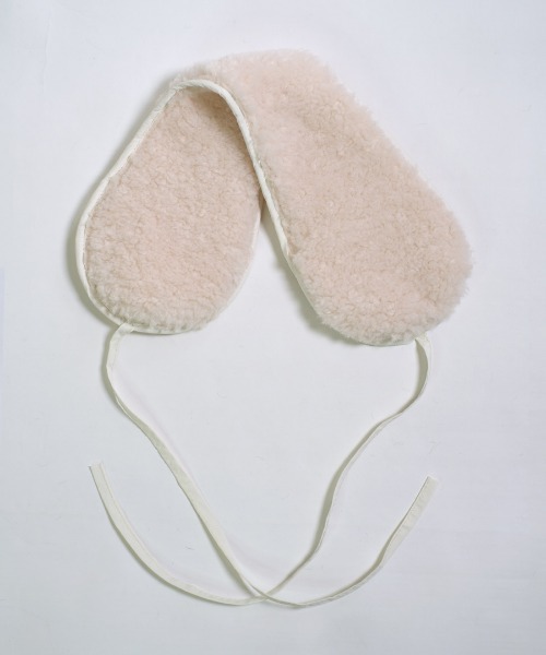 shopnikoniko（ショップニコニコ）の「耳当て ボア イヤーマフ もこもこ 紐付き 耳あて イヤマフ（イヤーマフ・レディース・ブラウン/ホワイト/ブラック・フリー）」の16枚目の写真