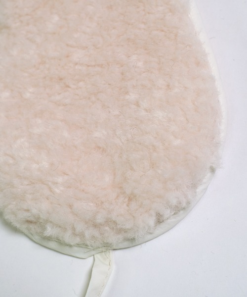 shopnikoniko（ショップニコニコ）の「耳当て ボア イヤーマフ もこもこ 紐付き 耳あて イヤマフ（イヤーマフ・レディース・ブラウン/ホワイト/ブラック・フリー）」の13枚目の写真