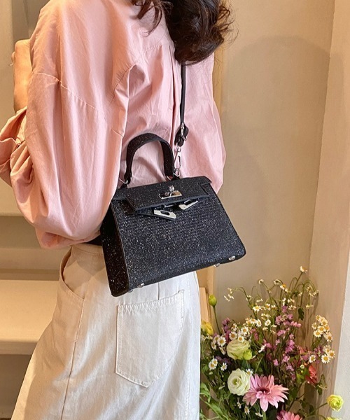 L LABEL（エルラベル）の「ラメフラップショルダーバッグ（ショルダーバッグ・レディース・ブラック/シルバー/グレー/ベージュ・FREE）」の17枚目の写真