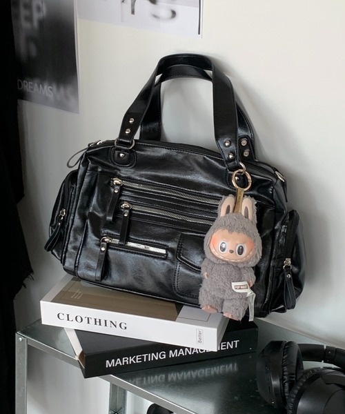 lilful(リルフル)の「【2WAY/自立型】大容量 フロントジップデザイン ダブルファスナー仕切り ハンドバッグ&ショルダーバッグ(ショルダーバッグ・レディース・ブラック・F)」の14枚目の写真