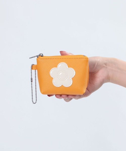 すぐ届く☆MARY QUANT 舟型ポーチミニ ギフトにもおすすめ◎ MARY QUANT マリークワント マリクワ ポーチ 化粧ポーチ 舟型