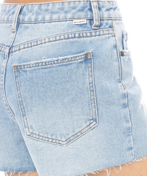 BILLABONG(ビラボン)の「BILLABONG レディース HIGH TIDES DNM SHRT デニムパンツ 【2025年春夏モデル】/ビラボンカットオフデニムショートパンツ(デニムパンツ・レディース・ライトインディゴブルー/ブルー系その他/オレンジ系その他・24inch/25inch)」の8枚目の写真