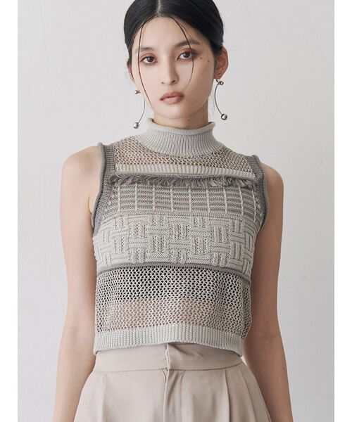 MURUA（ムルーア）の「クロシェフリンジニット（タンクトップ