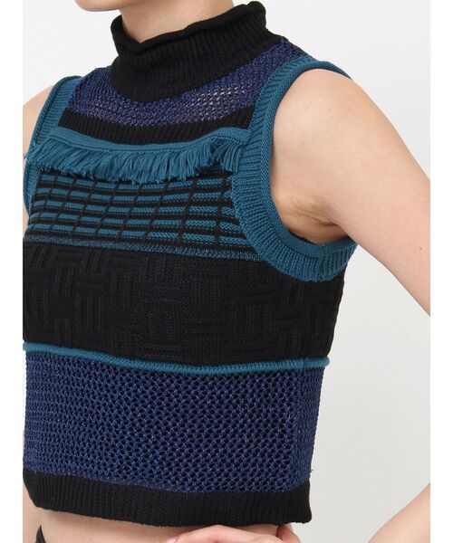 MURUA（ムルーア）の「クロシェフリンジニット（タンクトップ・レディース・ピンク/ブルー/グレー/ブラック・FREE）」の15枚目の写真