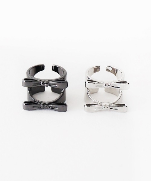 Casselini（キャセリーニ）の「Casselini(キャセリーニ)ダブルリボンリング（リング・レディース・シルバー/ブラック・13号）」の2枚目の写真