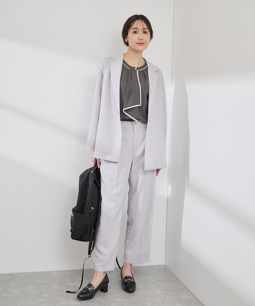 ROPE' PICNIC(ロペピクニック)の「【WEB限定サイズ】配色ボウタイ風ハーフスリーブブラウス/通勤対応(シャツ/ブラウス・レディース・ベージュ/チャコールグレー/サックスブルー/ホワイト系その他/ホワイト系その他2・40/38/36)」の19枚目の写真