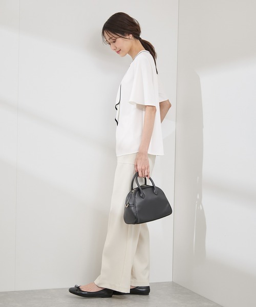 ROPE' PICNIC(ロペピクニック)の「【WEB限定サイズ】配色ボウタイ風ハーフスリーブブラウス/通勤対応(シャツ/ブラウス・レディース・ベージュ/チャコールグレー/サックスブルー/ホワイト系その他/ホワイト系その他2・40/38/36)」の14枚目の写真
