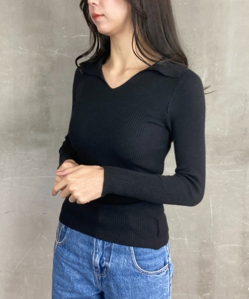 tolene(トレネ)の「オープンカラー タイトシルエット Vネック ニットプルオーバー(ニット/セーター・レディース・ブラック・FREE)」の1枚目の写真