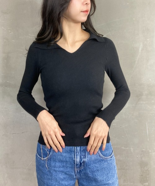 tolene(トレネ)の「オープンカラー タイトシルエット Vネック ニットプルオーバー(ニット/セーター・レディース・ブラック・FREE)」の3枚目の写真