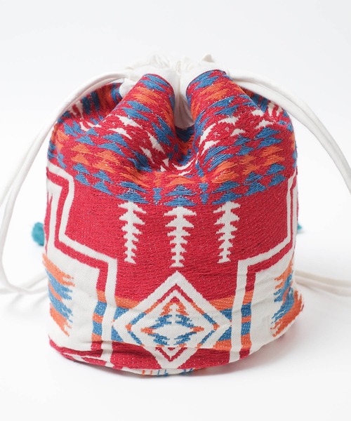 PENDLETON（ペンドルトン）の「【PE2】【PENDLETON/ペンドルトン】JAQUARD DRAW POUCH ジャガード ドロー ポーチ（ショルダーバッグ・レディース・レッド/チャコールグレー・FREE）」の17枚目の写真
