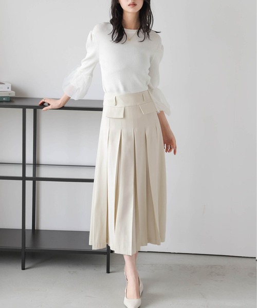 La-gemme(ラジェム)の「ボックスプリーツスカート(スカート・レディース・ベージュ/ブラック/アイボリー・M/L)」の4枚目の写真