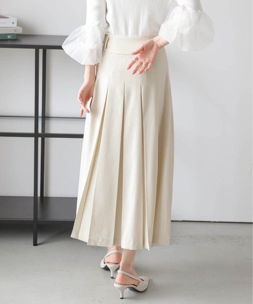 La-gemme(ラジェム)の「ボックスプリーツスカート(スカート・レディース・ベージュ/ブラック/アイボリー・M/L)」の6枚目の写真