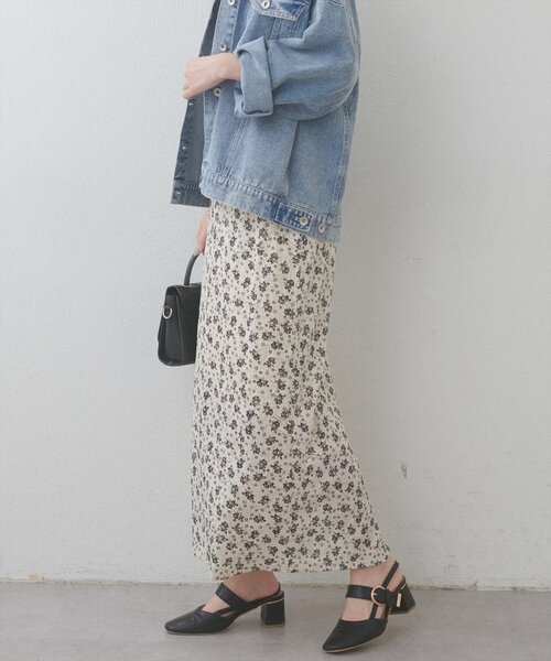 natural couture(ナチュラルクチュール)の「フラワープリントカットレーススカート(スカート・レディース・ブラック/その他1/その他2/パープル・FREE)」の10枚目の写真