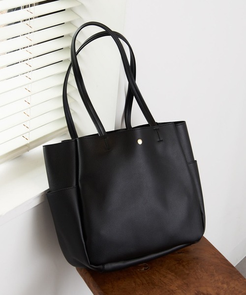 MAISON BREEZE(メゾンブリーズ)の「【MAISON BREEZE】フェイクレザーA4トートバッグ SNBD ※(トートバッグ・レディース・グレー/アイボリー/ブラック/ブラウン・FREE)」の5枚目の写真