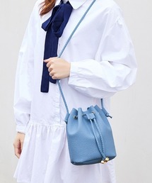 巾着バッグ」に該当するレディースのバッグ（ビジュー