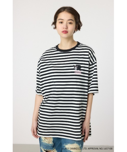 RODEO CROWNS WIDE BOWL(ロデオクラウンズワイドボウル)の「(サンリオキャラクターズ) ボックスロゴTシャツ(Tシャツ/カットソー・レディース・オフホワイト/ブラック系その他/ブラック/ライトピンク/カーキ・FREE)」の1枚目の写真