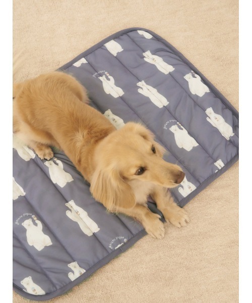 gelato pique(ジェラートピケ)の「【CAT&DOG】【接触冷感】シロクマ柄COOLINGマット(ペット用クッション/マット・レディース・ブルー/ネイビー・FREE)」の6枚目の写真