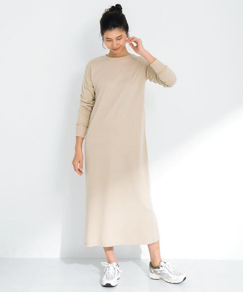 URBAN RESEARCH Sonny Label(アーバンリサーチサニーレーベル)の「SLAB Sweat Comfort One-Piece(ワンピース・レディース・チャコールグレー/ベージュ系その他・FREE)」の1枚目の写真