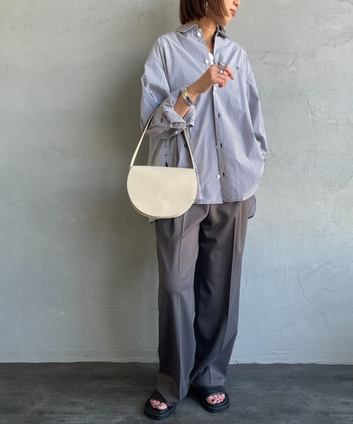 YAHKI（ヤーキ）の「[YAHKI/ヤーキ] VEGAN LEATHER ハーフムーン バッグ（ショルダーバッグ・レディース・クリーム/ブラック・ONE SIZE）」の13枚目の写真