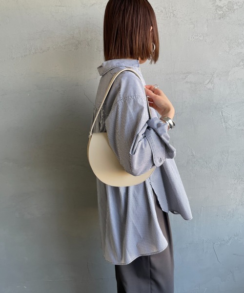 YAHKI（ヤーキ）の「[YAHKI/ヤーキ] VEGAN LEATHER ハーフムーン バッグ（ショルダーバッグ・レディース・クリーム/ブラック・ONE SIZE）」の20枚目の写真