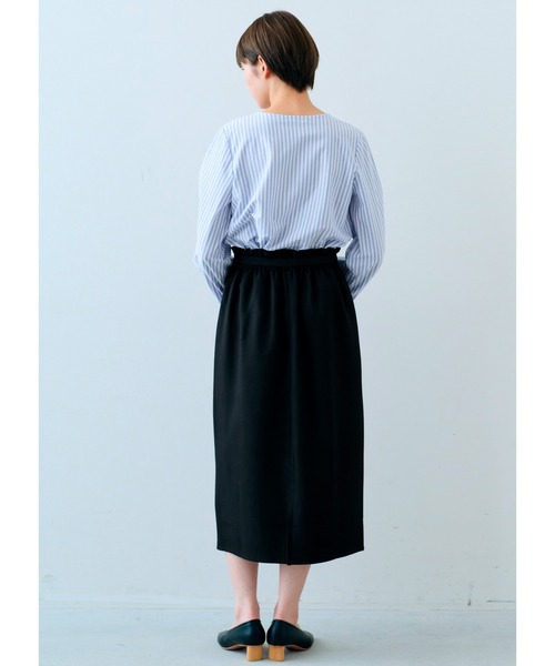 IEDIT(イディット)の「IEDIT Tシャツ感覚で着られるカットソーストライプブラウス(シャツ/ブラウス・レディース・グレー/ブルー・M/L/LL/3L/S)」の8枚目の写真
